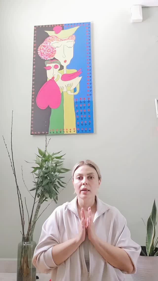 Post 4 by Pooneh Mohseni | Himalaya kriya yoga techer on Instagram (video)