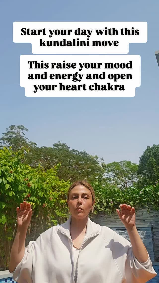 Post 3 by Pooneh Mohseni | Himalaya kriya yoga techer on Instagram (video)