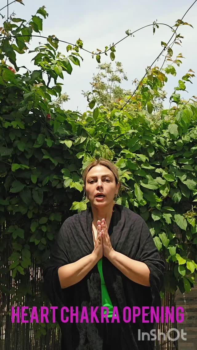 Post 8 by Pooneh Mohseni | Himalaya kriya yoga techer on Instagram (video)