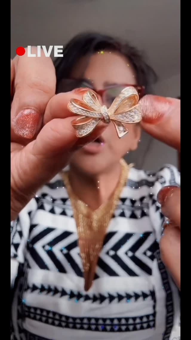 Post 4 by Pri on Instagram (video)