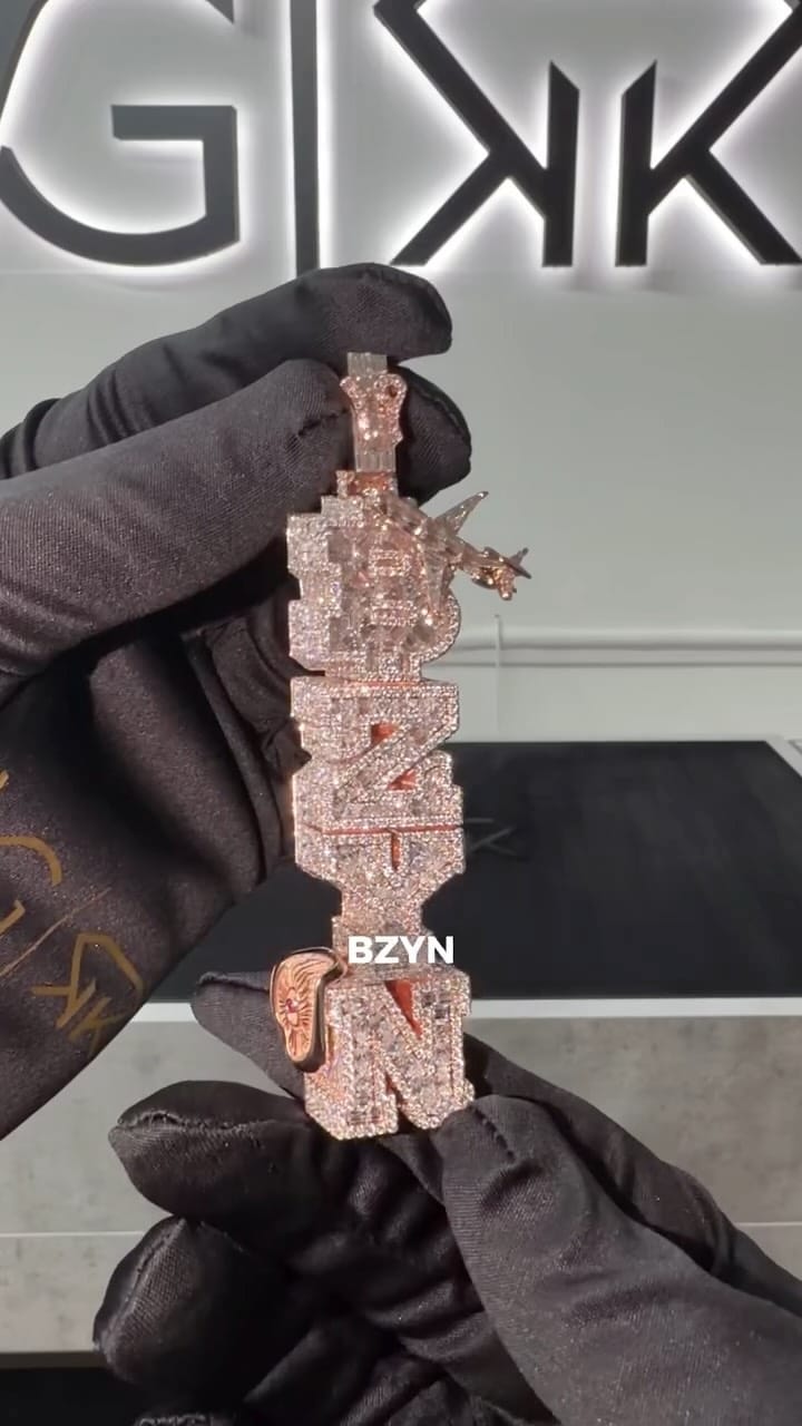Post 9 by VGKK on Instagram (video)
