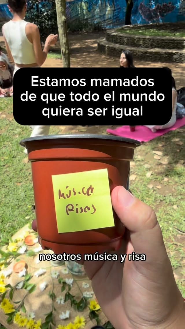 Post 5 by Daniela Acosta Giraldo on Instagram (video)
