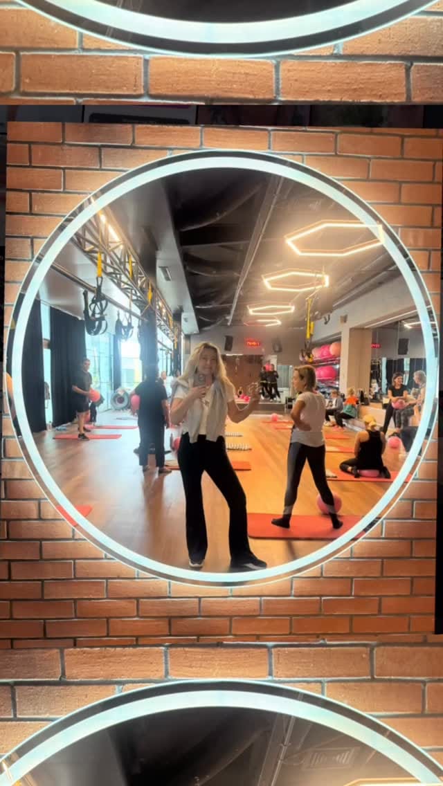 Post 8 by Simge Sönmezışık Luxury Properties on Instagram (video)
