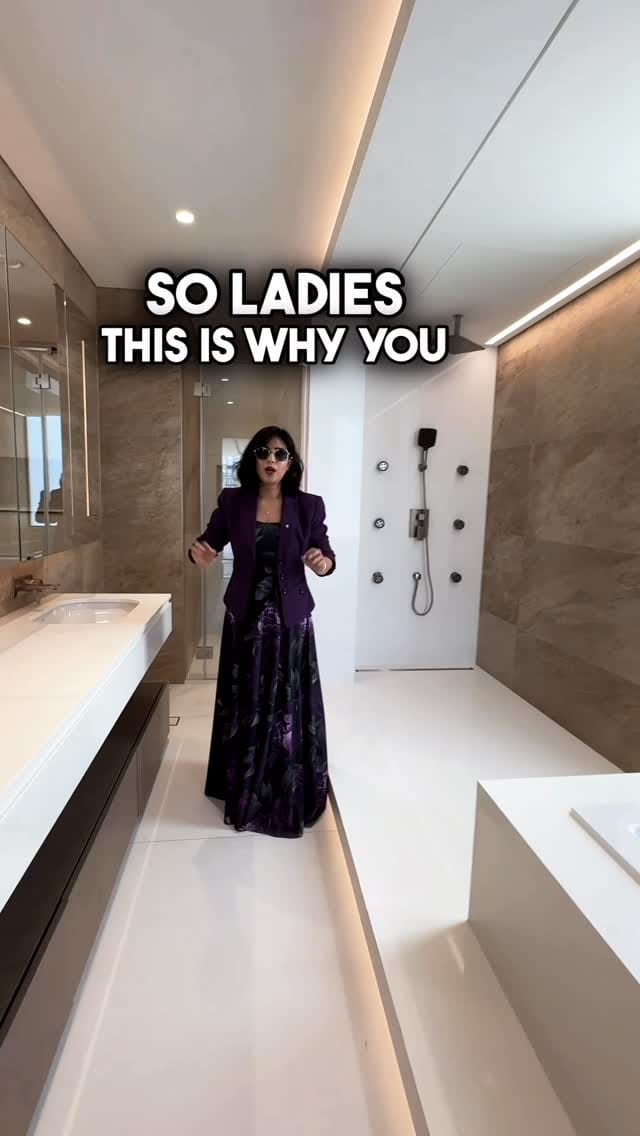 Post 4 by shveta mukesh on Instagram (video)