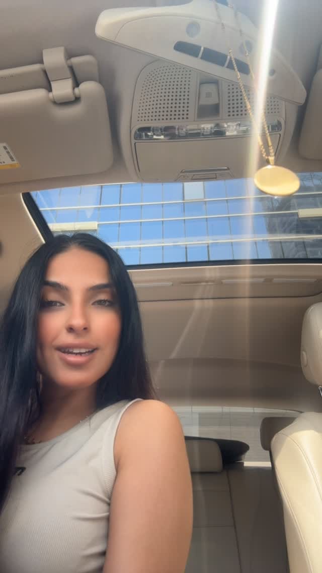 Post 3 by Elza Soliman on Instagram (video)
