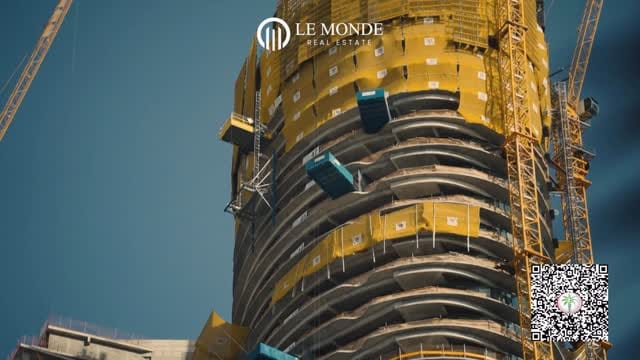 Post 2 by LE MONDE REAL ESTATE on Instagram (video)