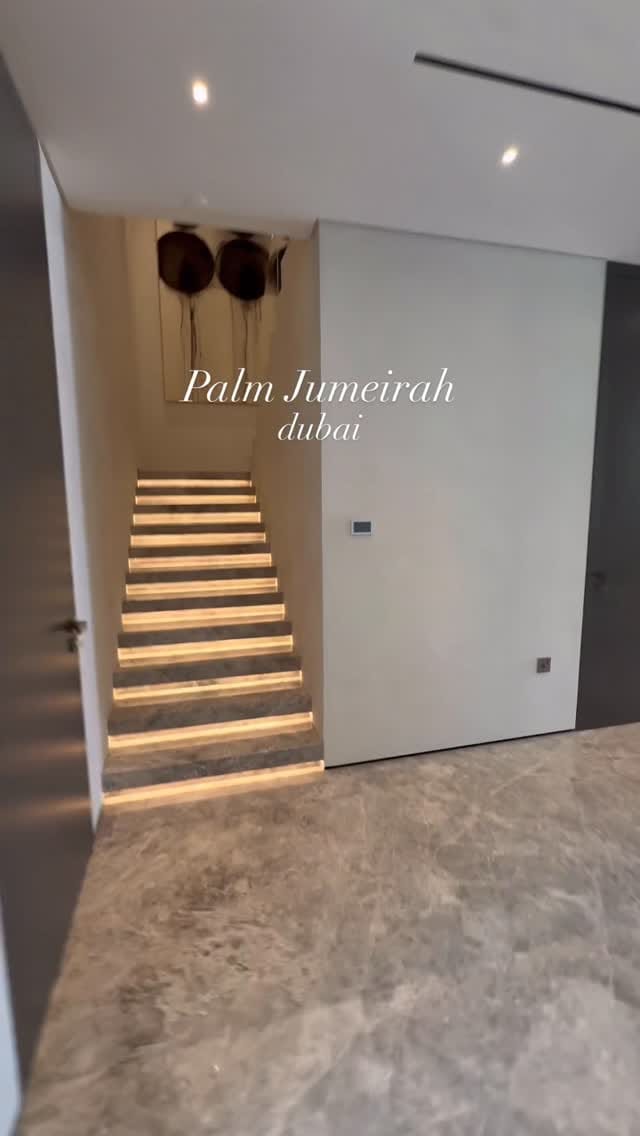 Post 3 by Anas Meqdadi on Instagram (video)