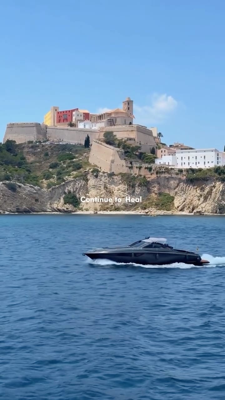 Post 3 by Žaneta Vašková | Real estate on Instagram (video)