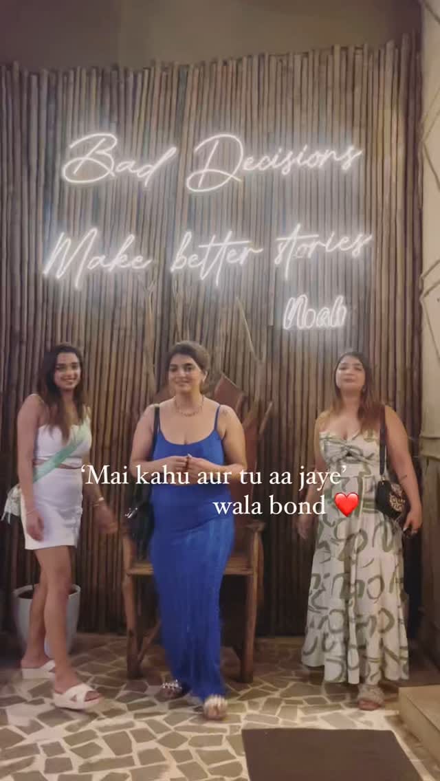 Post 7 by Khushboo Advani on Instagram (video)