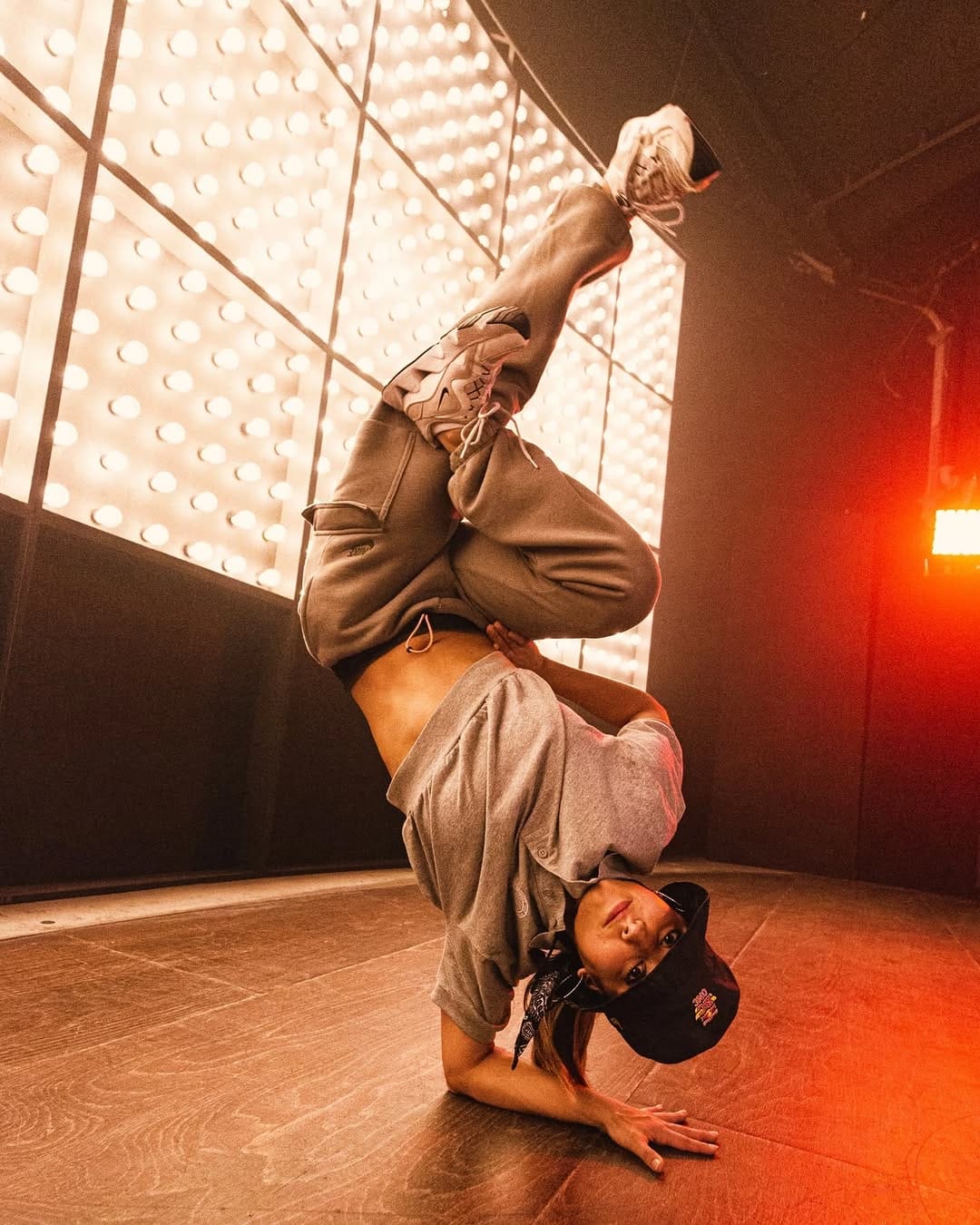 Post 7 by Eva Berten | Action Photographer | Choreographer on Instagram (carousel)