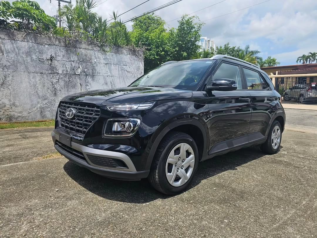 Post 9 by AUTO TRADERS PANAMA⭐ on Instagram (carousel)
