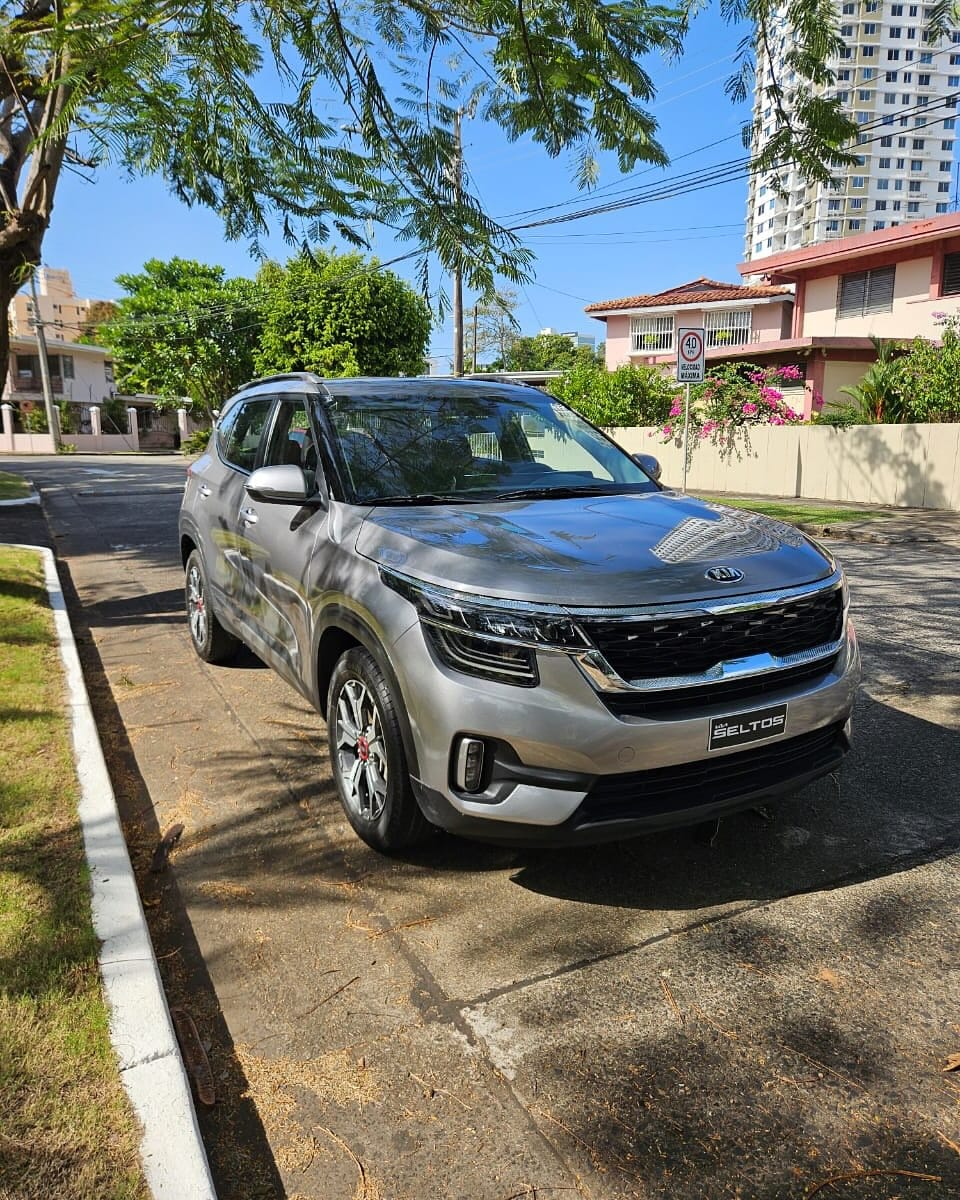 Post 4 by AUTO TRADERS PANAMA⭐ on Instagram (carousel)