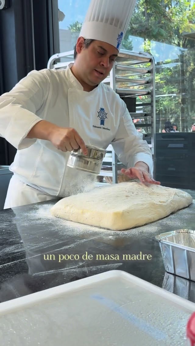 Post 3 by Le Cordon Bleu México on Instagram (video)