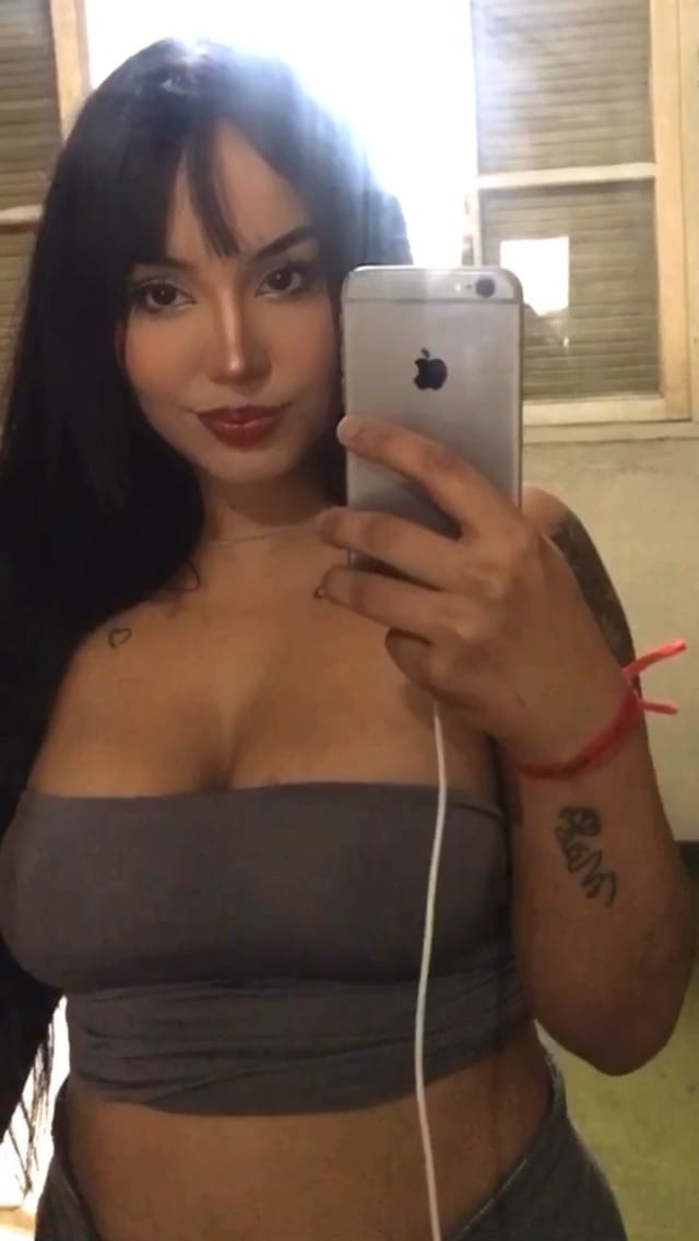 Post 10 by Nathalia Pellegrini on Instagram (video)