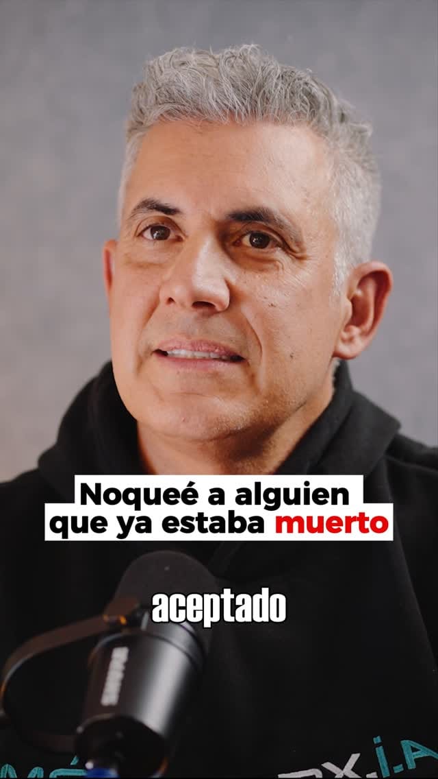 Post 6 by Entre Creadores | Podcast con Mauricio Benoist on Instagram (video)