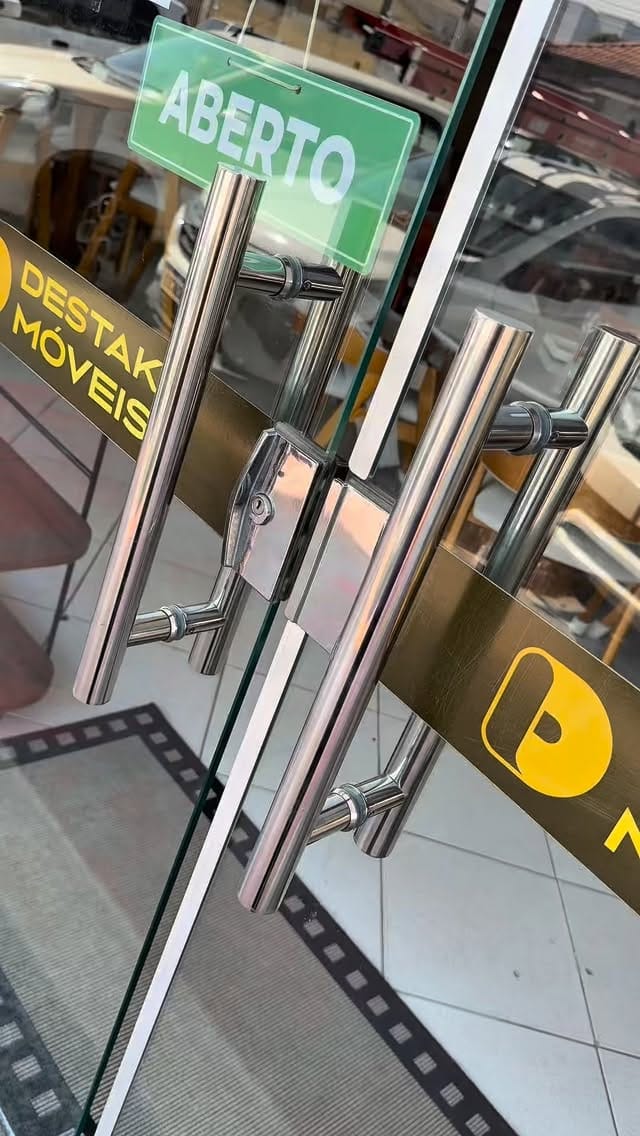 Post 2 by Destak Móveis on Instagram (video)