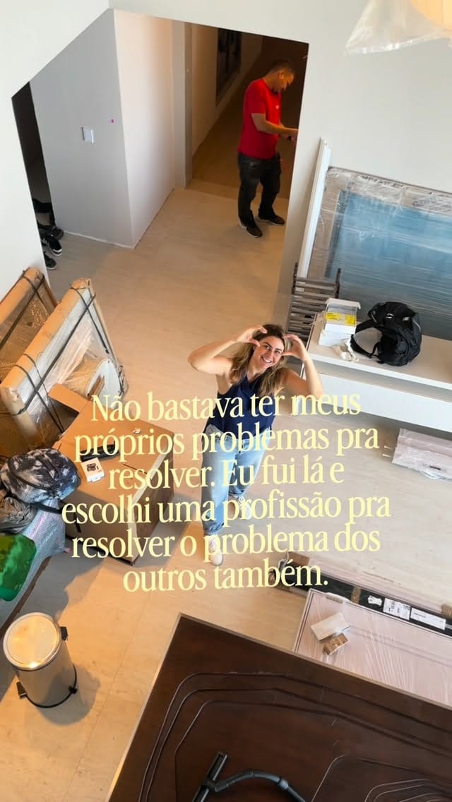 Post 7 by Adriana Varela on Instagram (video)