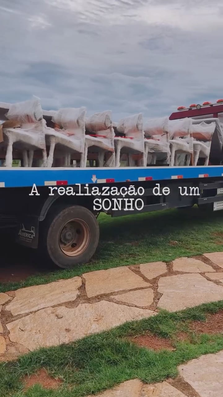 Post 8 by CASA ABRANTES | Móveis Rústicos on Instagram (video)