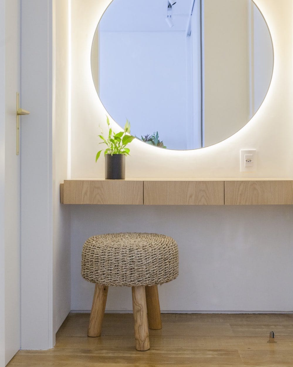 Post 7 by Bernard Leroux Arquitetos on Instagram (image)