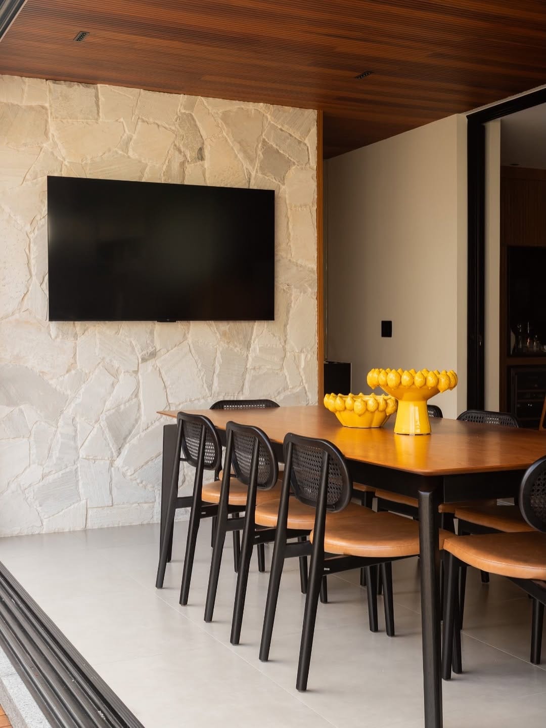 Post 1 by Casalli Arquitetura on Instagram (image)