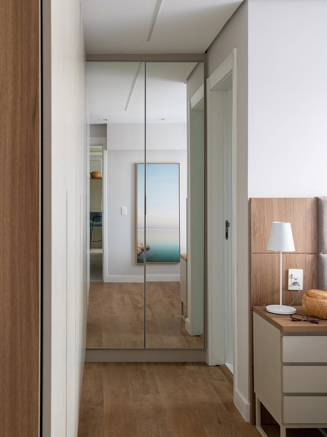Post 4 by Juliana Pires . JP Studio | Design de Interiores on Instagram (carousel)