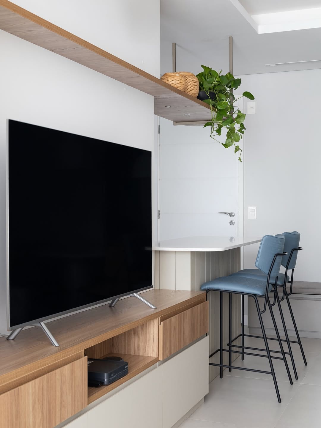 Post 2 by Juliana Pires . JP Studio | Design de Interiores on Instagram (image)
