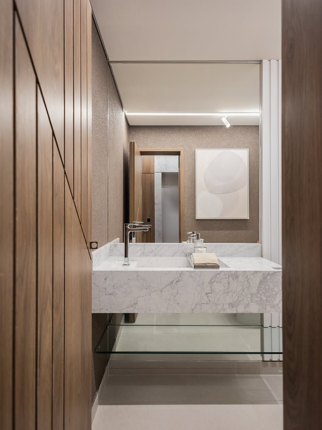 Post 9 by CHRIS BRASIL ARQUITETURA on Instagram (carousel)