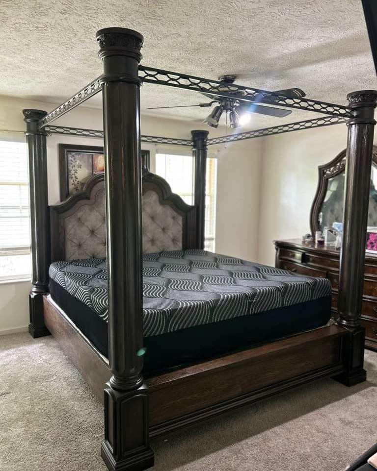 Post 4 by kings Furniture on Instagram (image)