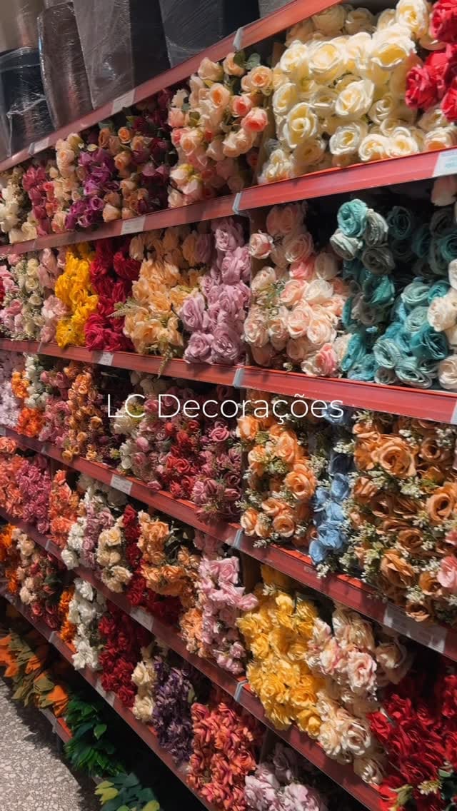 Post 10 by LC Decorações 🌿 on Instagram (video)