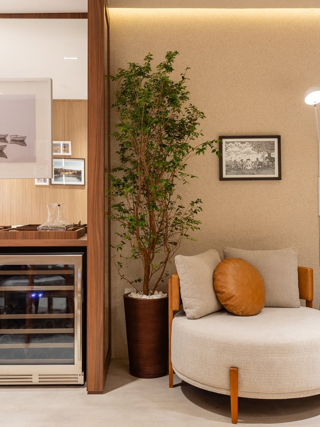 Post 4 by Nicole Oliveira · Arquiteta e Interiores on Instagram (carousel)