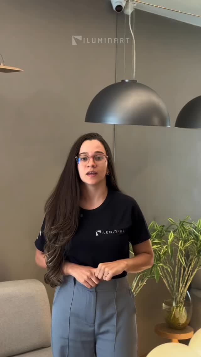 Post 7 by Symone Cavalcante on Instagram (video)