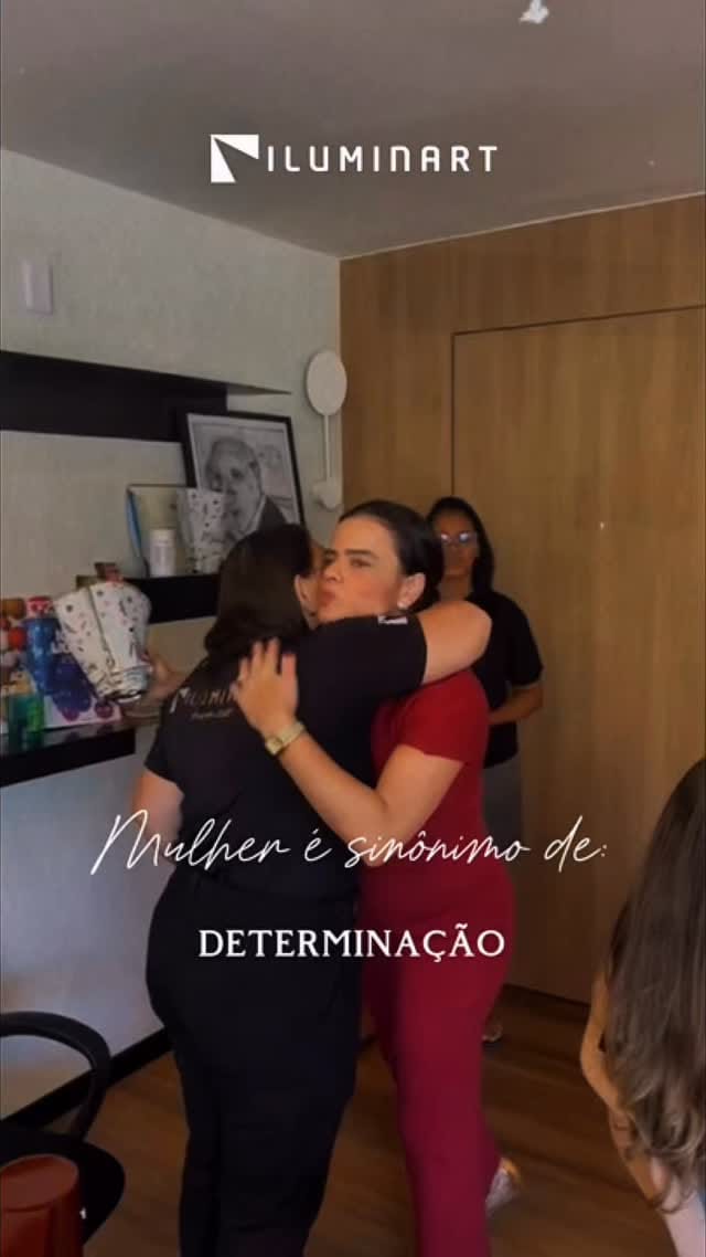 Post 9 by Symone Cavalcante on Instagram (video)