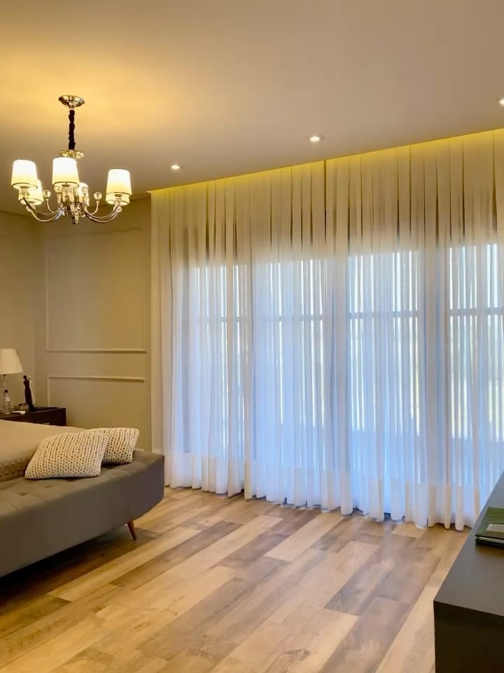 Post 8 by Lala Cortinas | Cortinas e Persianas Sob medida on Instagram (video)