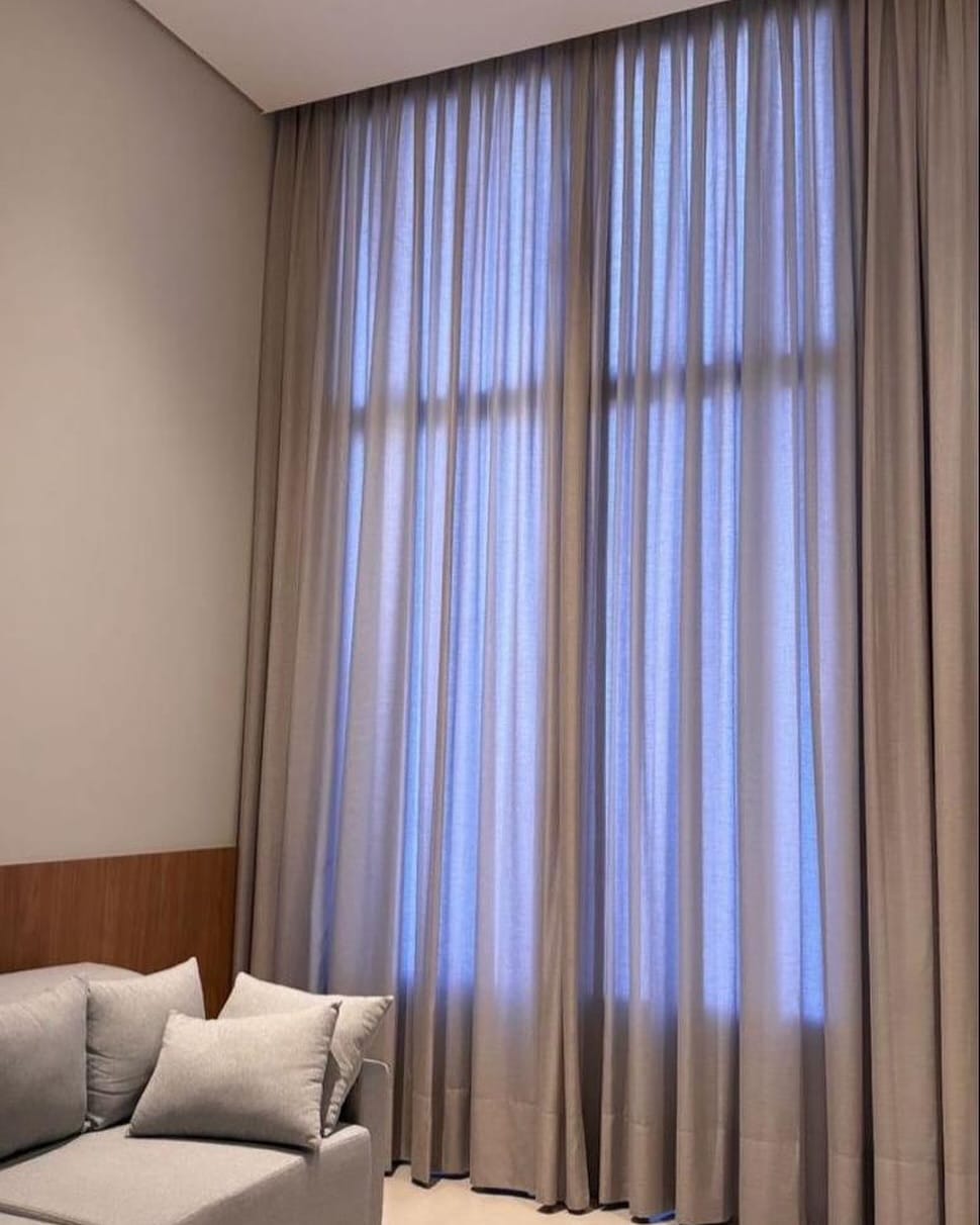 Post 2 by Lala Cortinas | Cortinas e Persianas Sob medida on Instagram (image)
