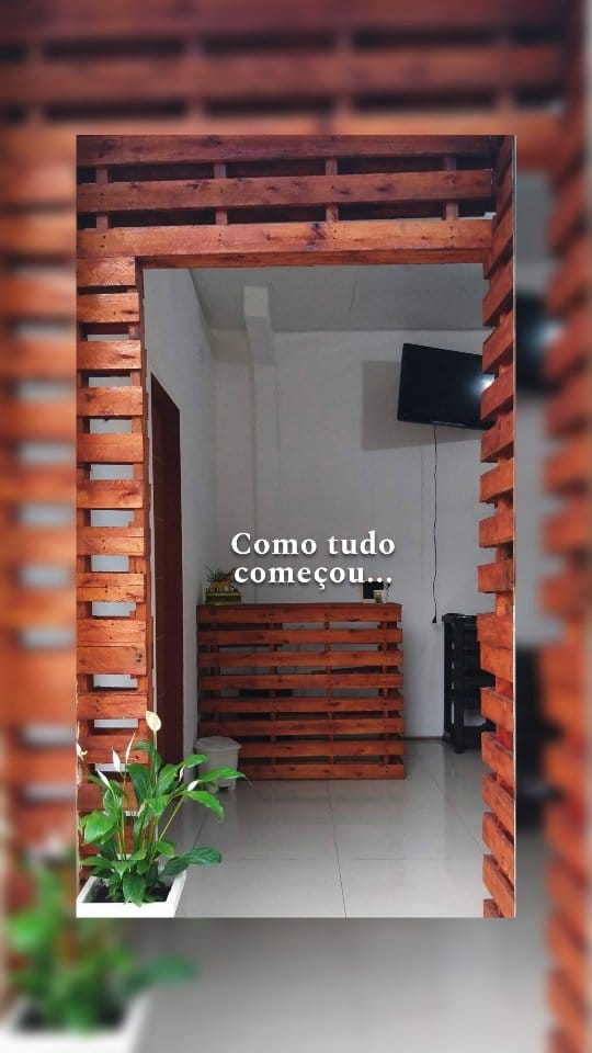 Post 5 by Rustiquei - Moveis de Pallet on Instagram (video)
