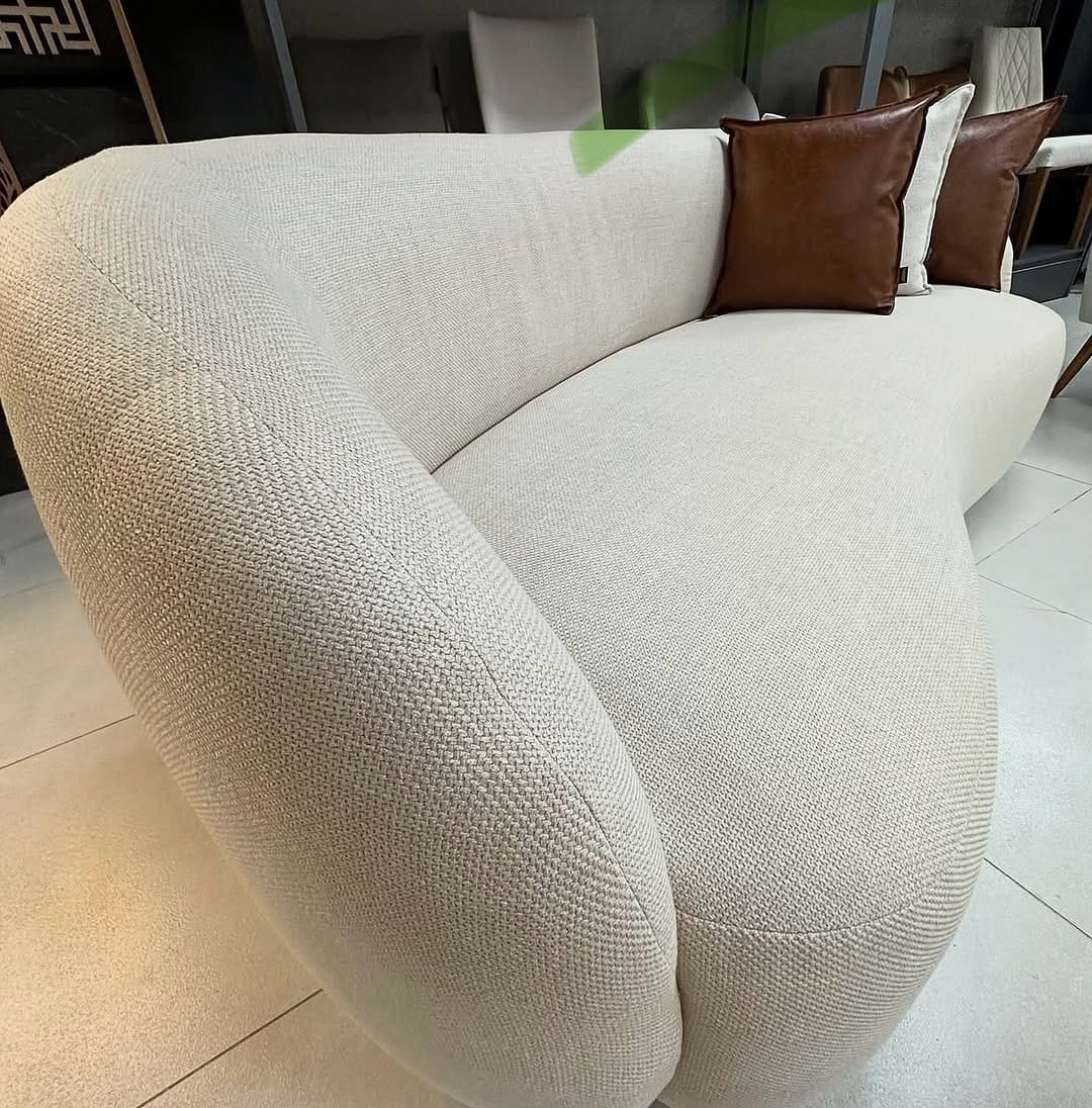 Post 7 by Oca Design on Instagram (carousel)