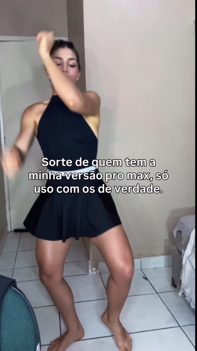 Post 4 by Thamyres Oliveira on Instagram (video)