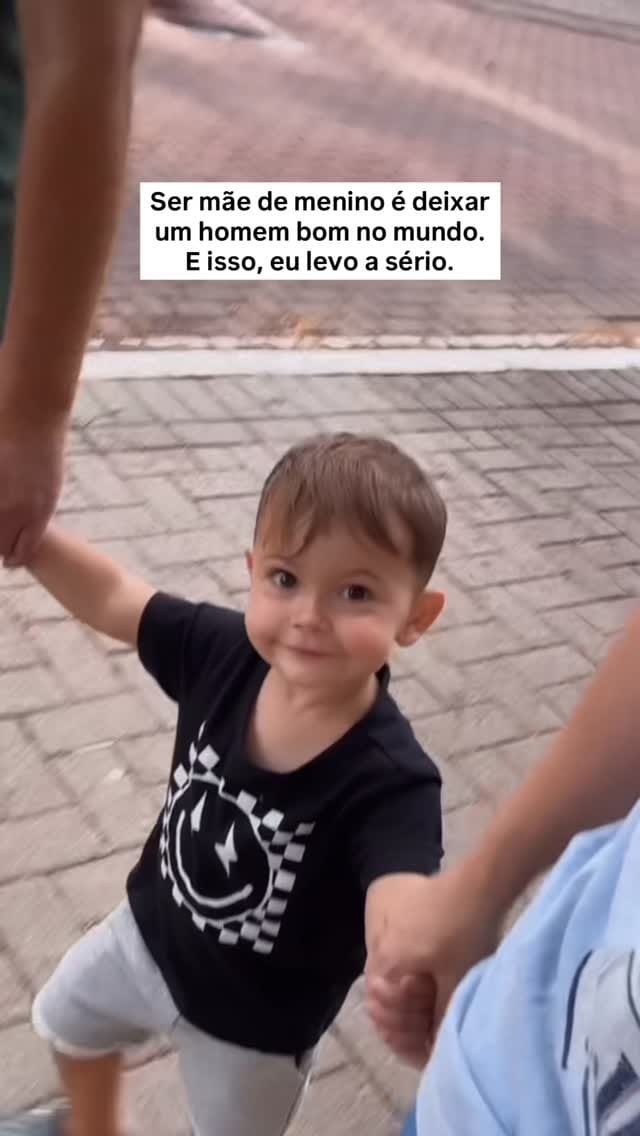 Post 3 by Vanessa Giassi Freixes on Instagram (video)