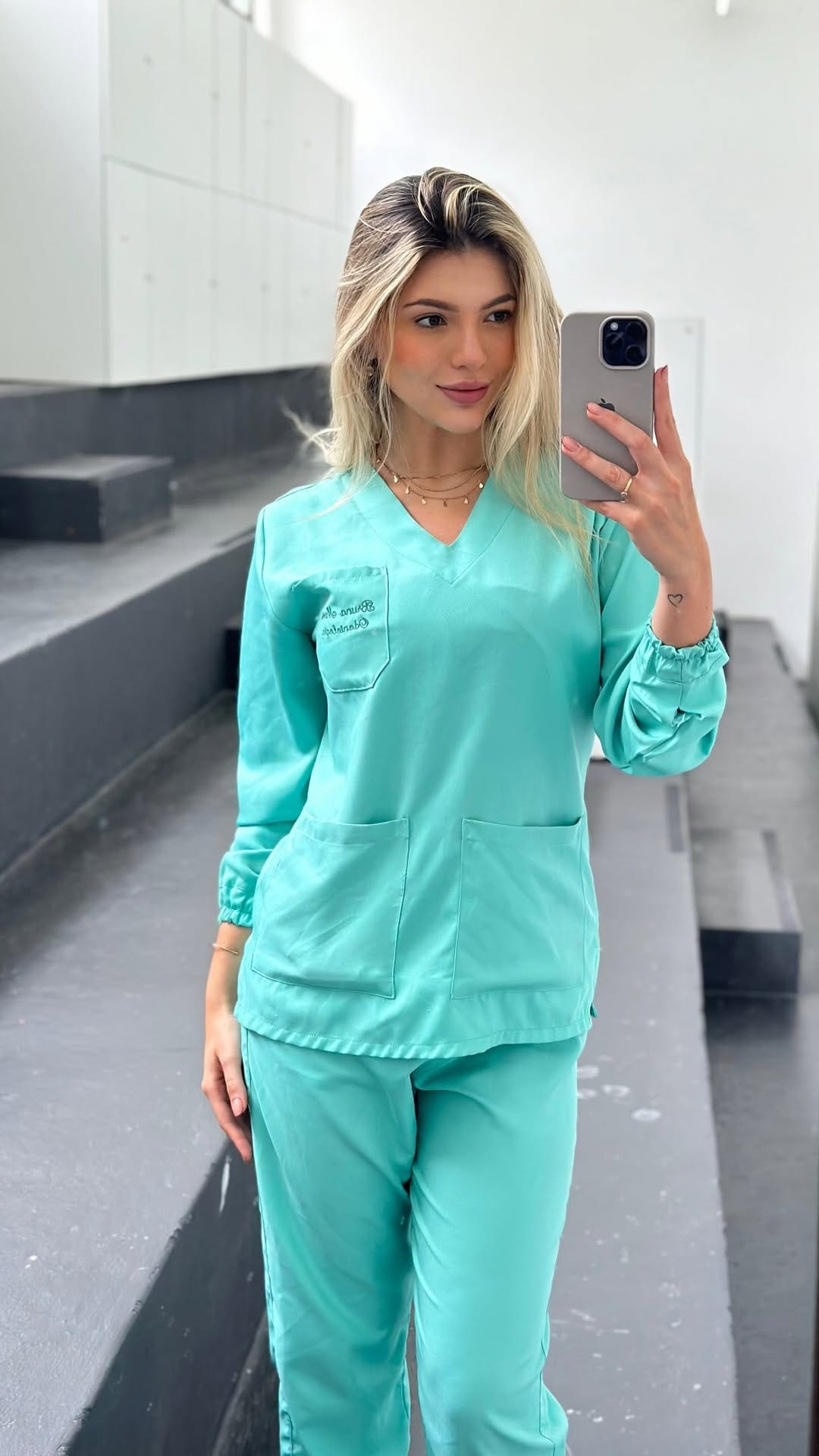 Post 5 by Bruna Nunes | Odontologia & Vida Real on Instagram (video)