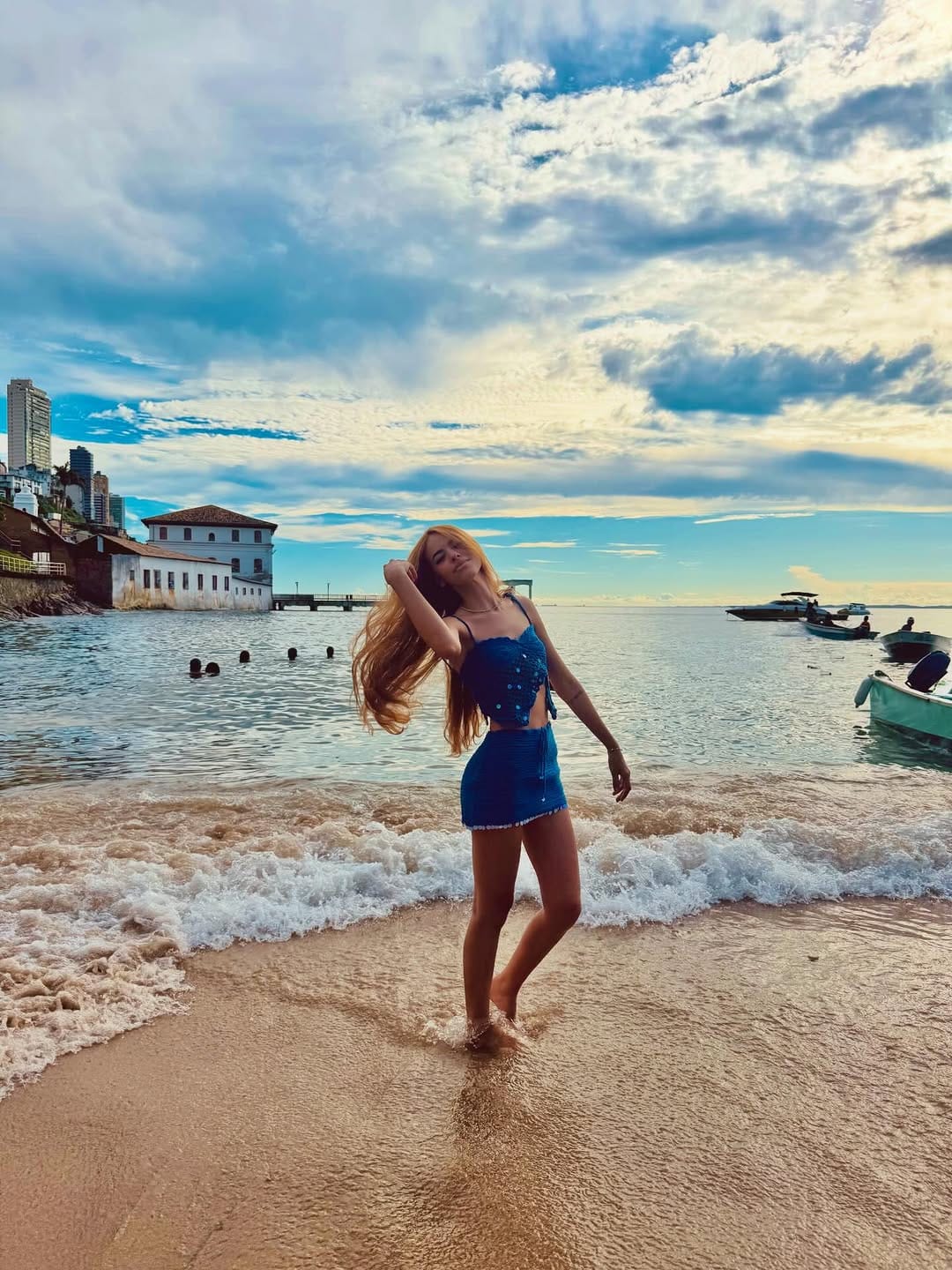 Post 4 by Júlia Plasdo on Instagram (carousel)
