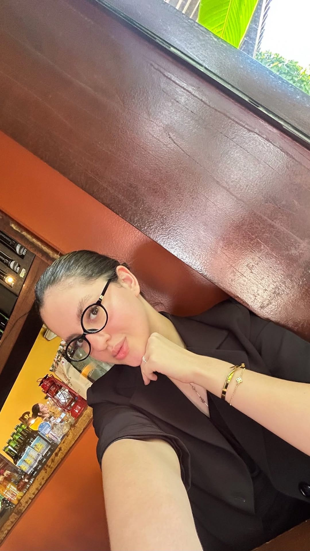 Post 6 by Isabelle Barros on Instagram (video)