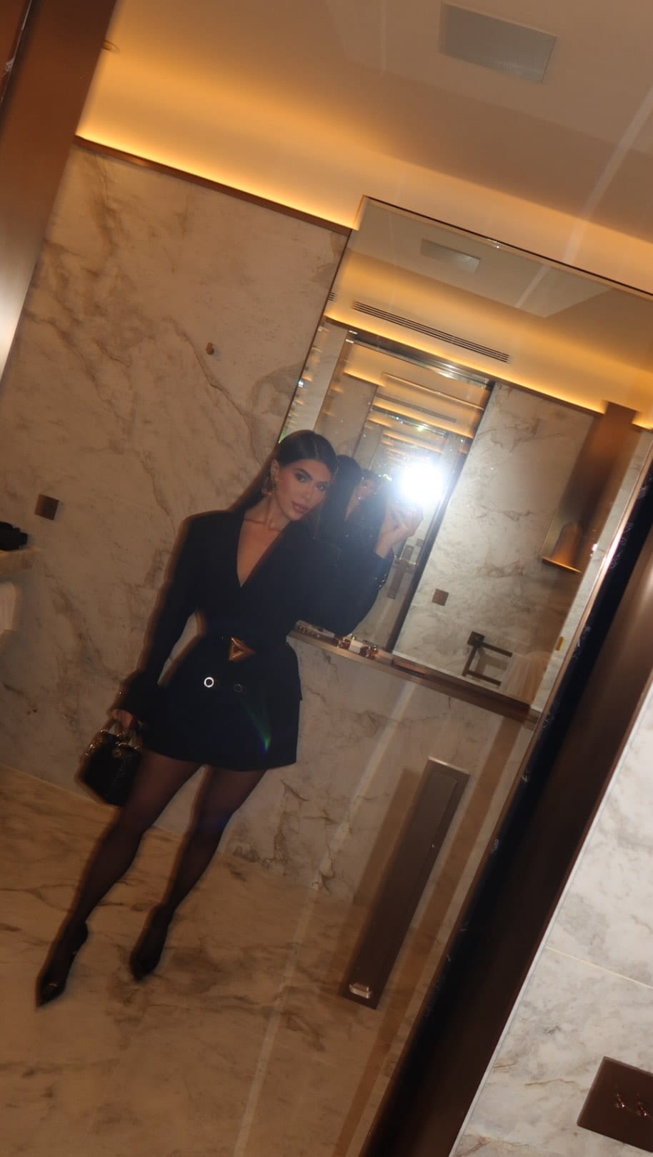 Post 6 by ELLEN GURGEL on Instagram (video)