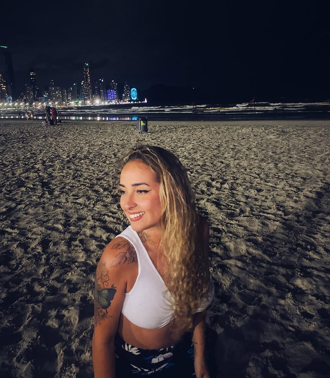 Post 10 by Madu Marinho on Instagram (carousel)