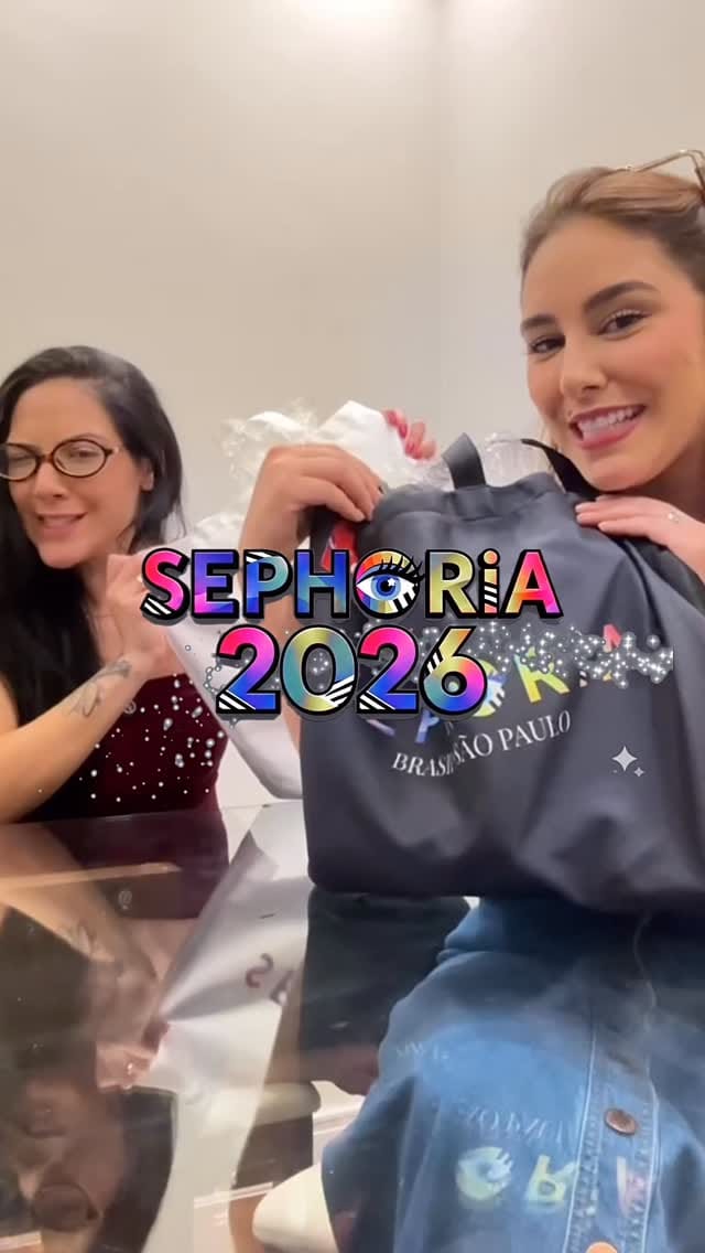 Post 2 by Pyetra Farias on Instagram (video)