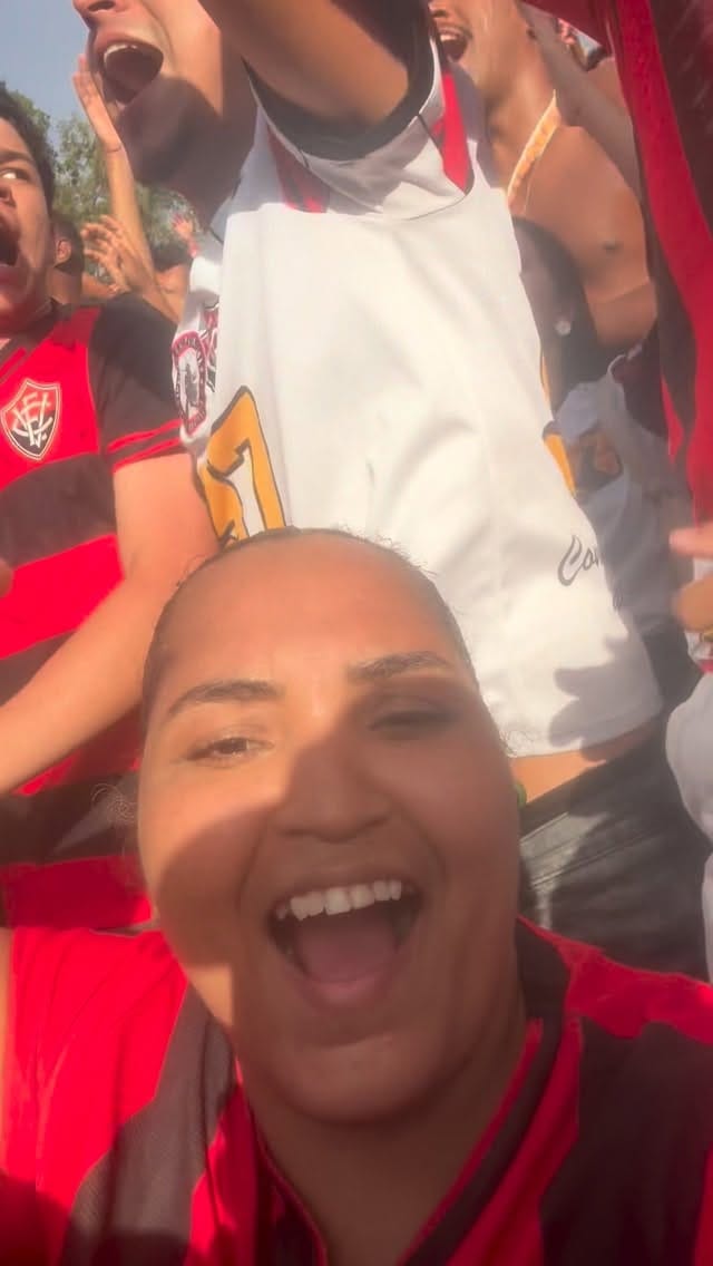 Post 7 by Caroline Barbosa| UGC CREATOR on Instagram (video)
