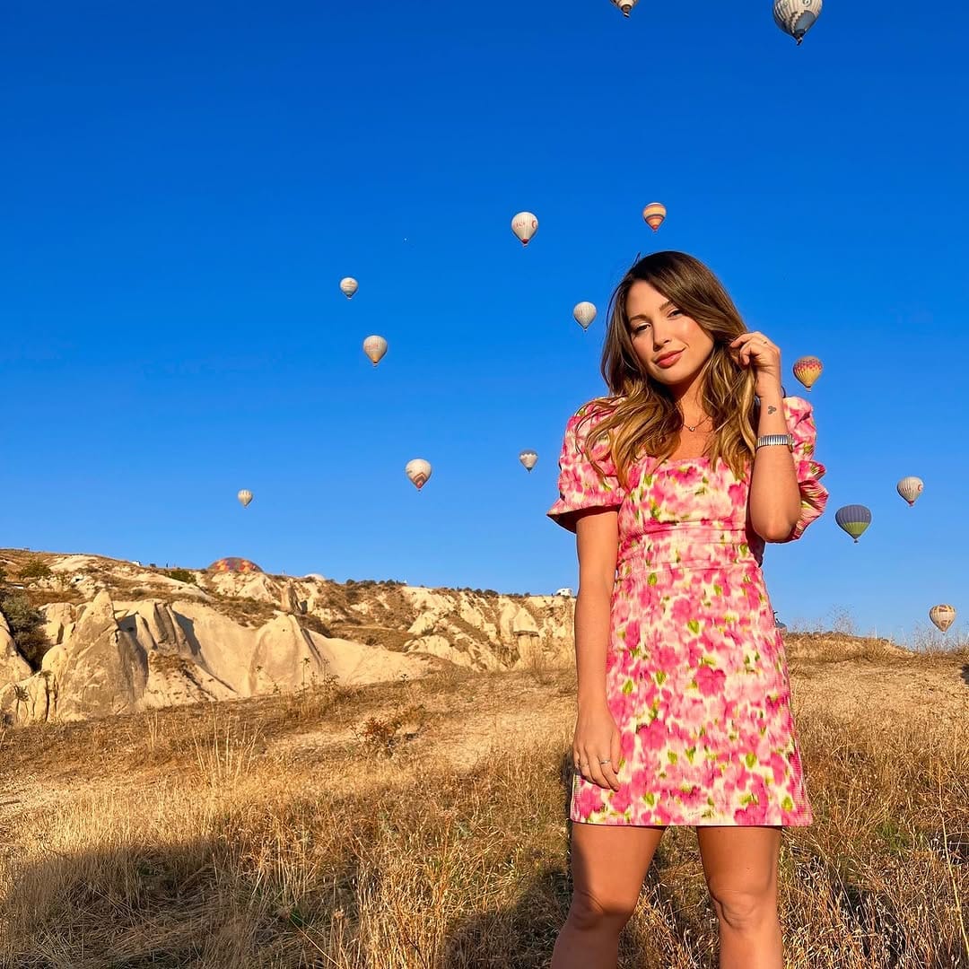 Post 10 by Anna Bruna Garau Abud on Instagram (carousel)