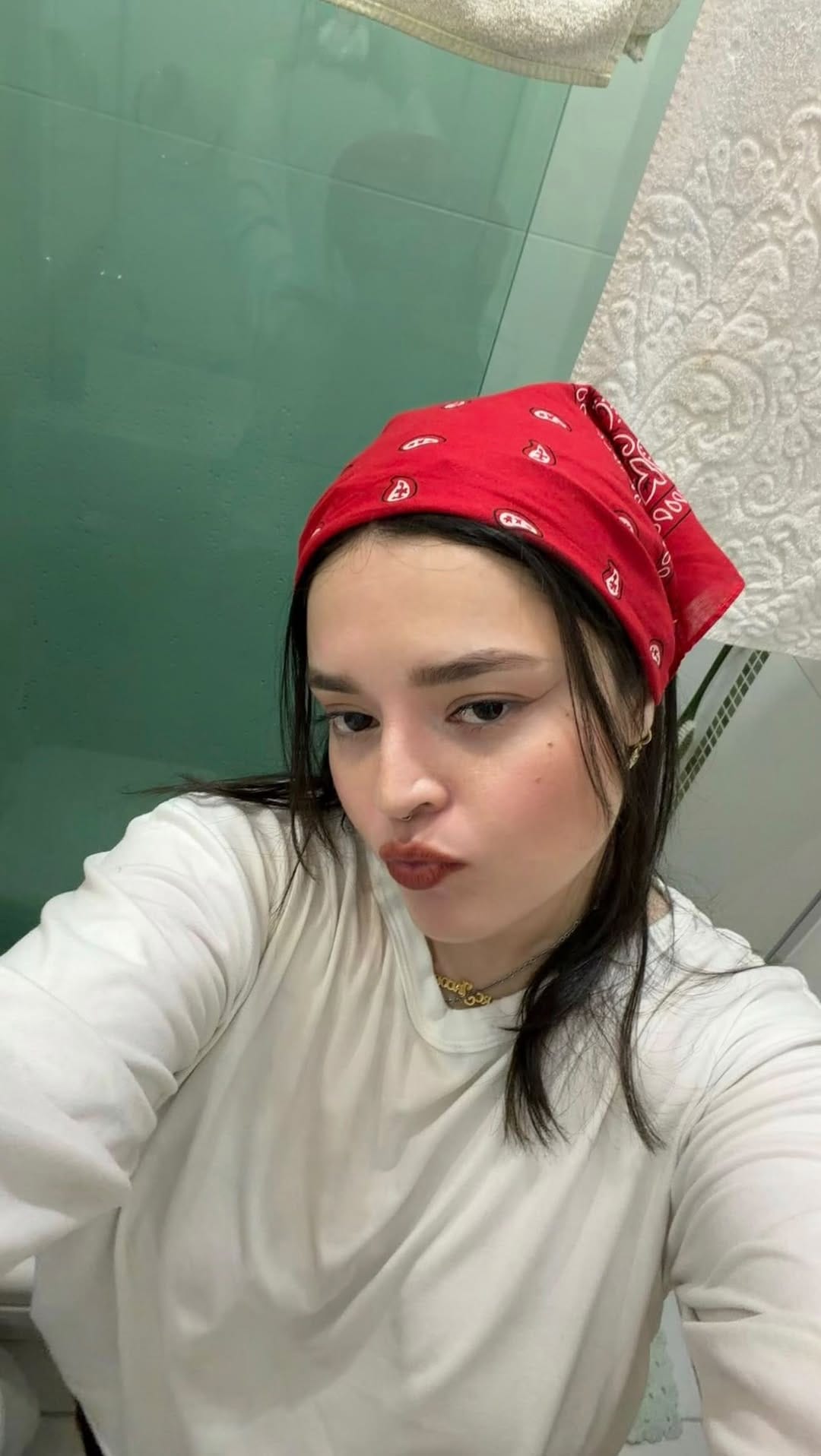 Post 2 by thaís paranhos on Instagram (video)