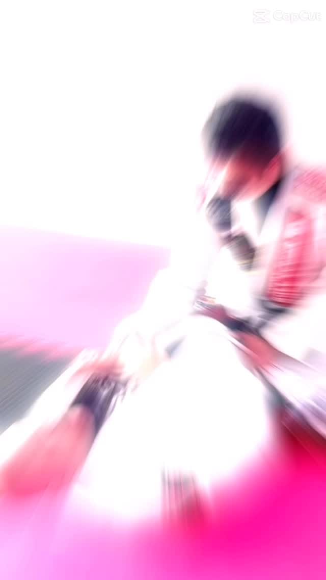 Post 10 by Lonngi Academy on Instagram (video)
