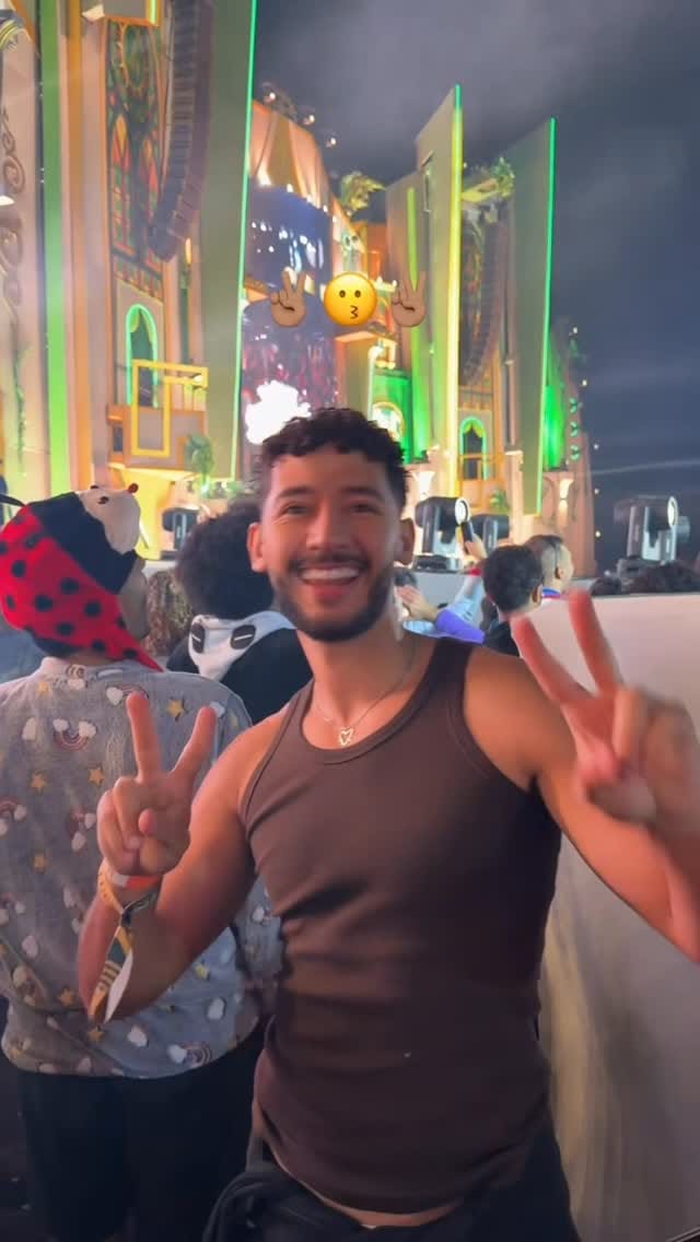 Post 4 by Eduardo Dias on Instagram (video)