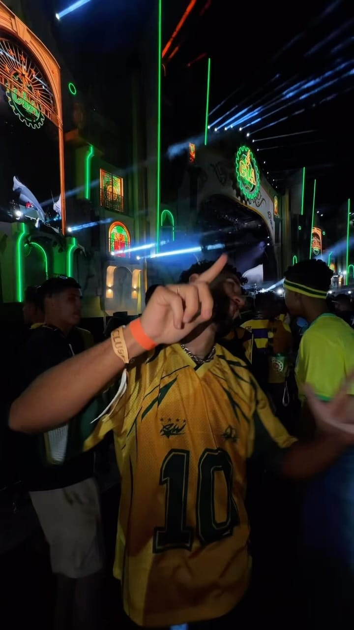 Post 5 by Eduardo Dias on Instagram (video)